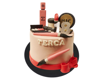 Tématický dort s kosmetikou