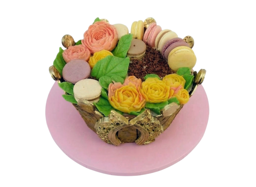 Tématický dort Královská koruna s makronkami