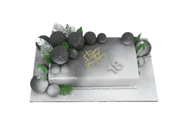 Slavnostní stříbrný dort