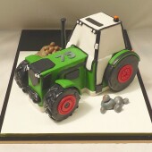 154.Modelovaný dort – traktor Fendt